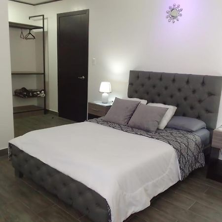 Hotel Jardines Ambato Esterno foto