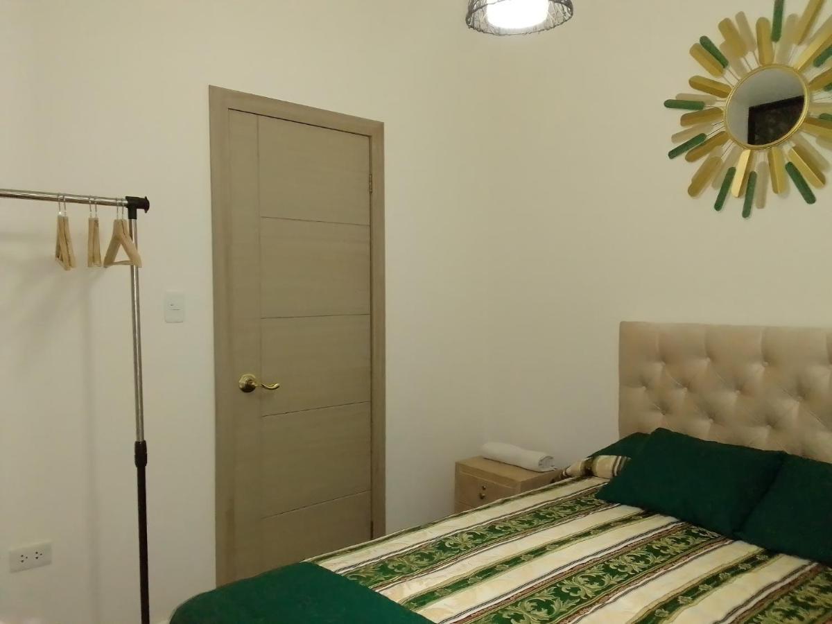 Hotel Jardines Ambato Esterno foto