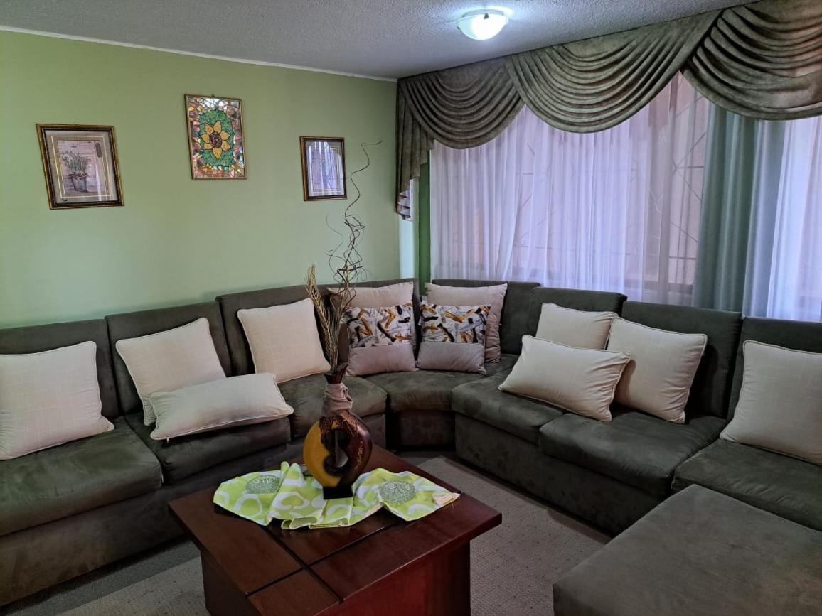Hotel Jardines Ambato Esterno foto